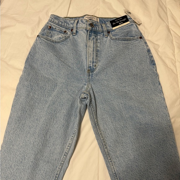 Abercrombie & Fitch Denim - Abercrombie 90’s straight ultra high rise curve love jeans